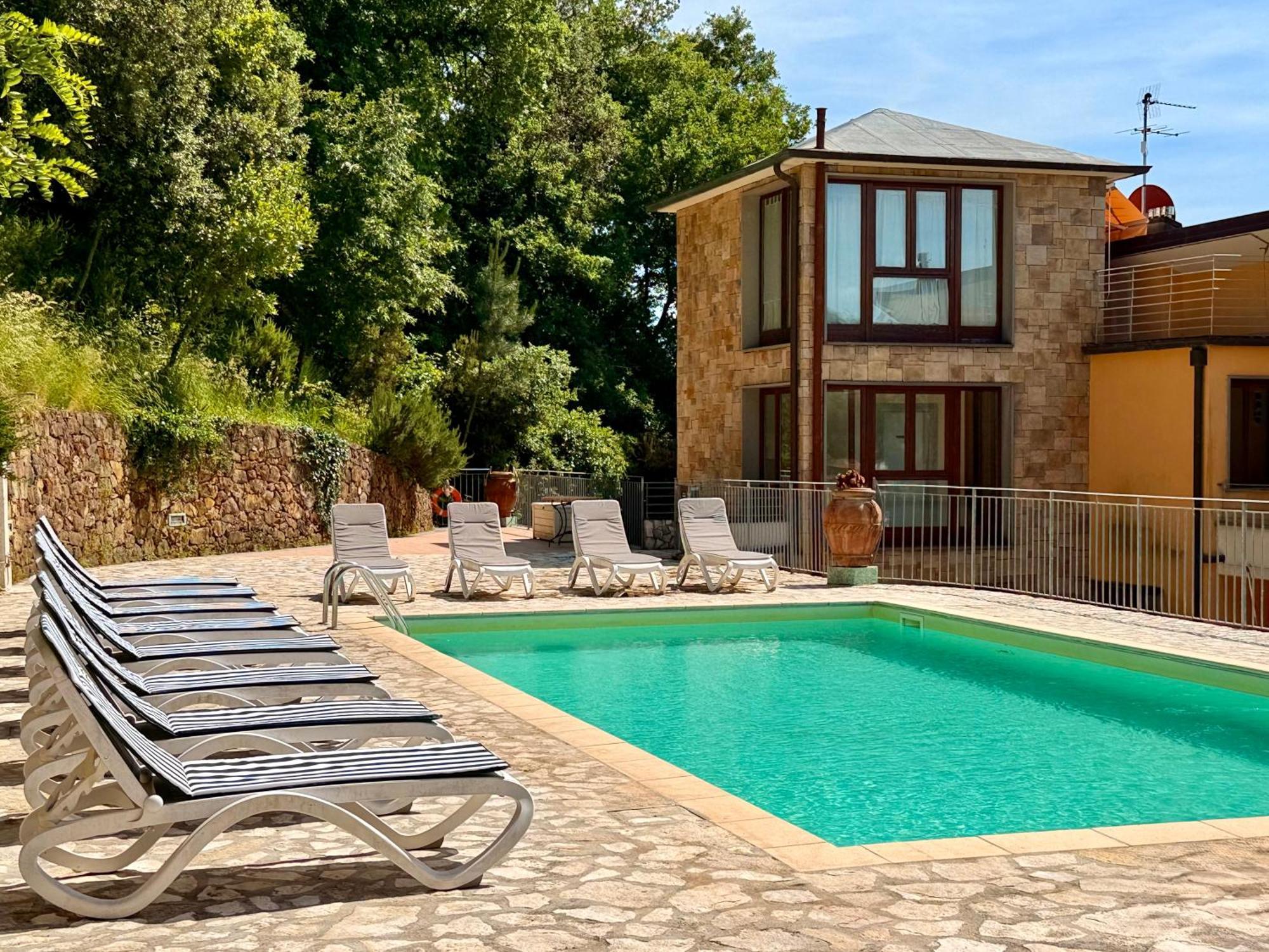 Residence Montefiore San Baronto Luaran gambar